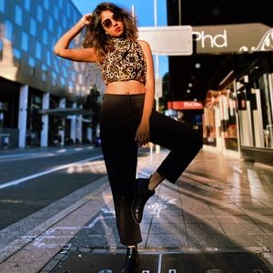 Meet your Posher, Ayushi